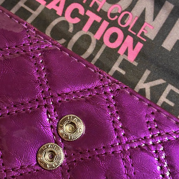 Reaction Kenneth Cole Purple Wallet -billfold - Credit Card - Coin Purse - Cell - Picture 3 of 11